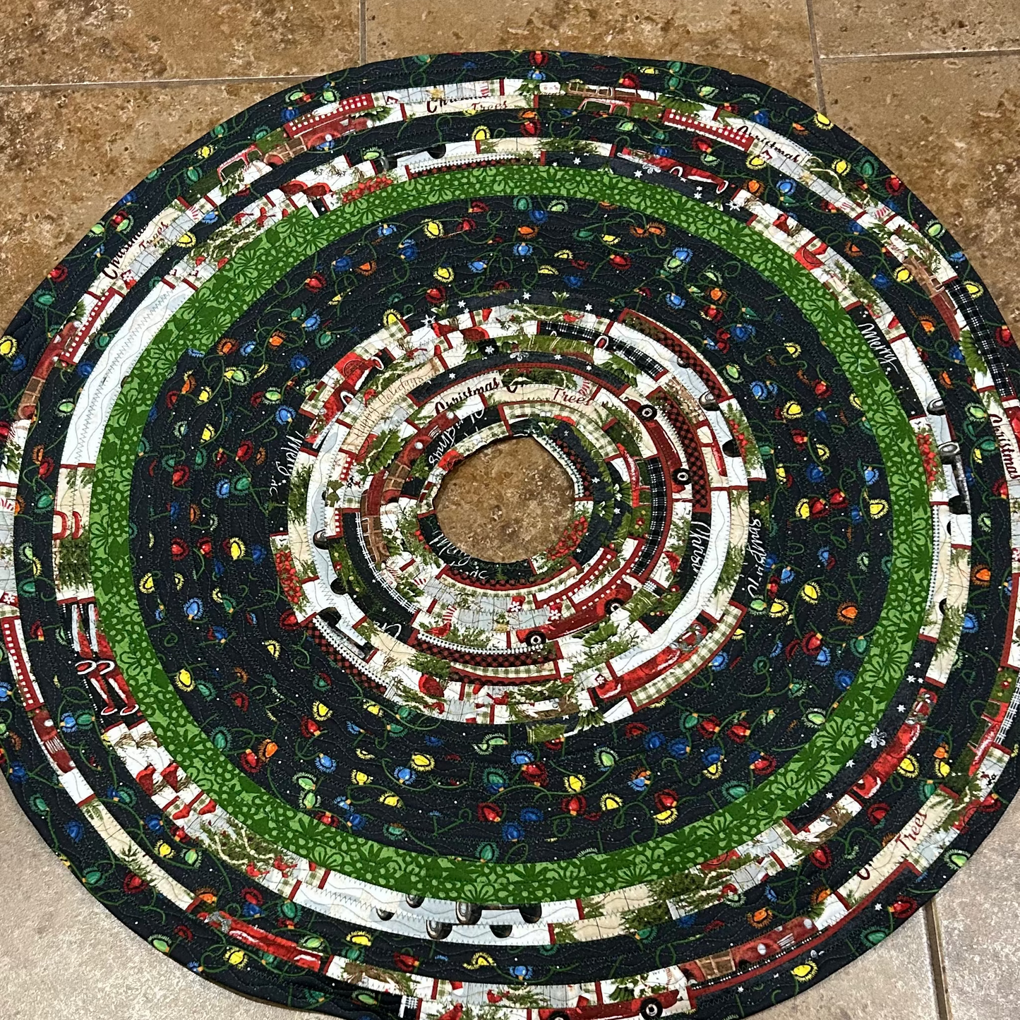 Christmas on the Farm Tree Skirt