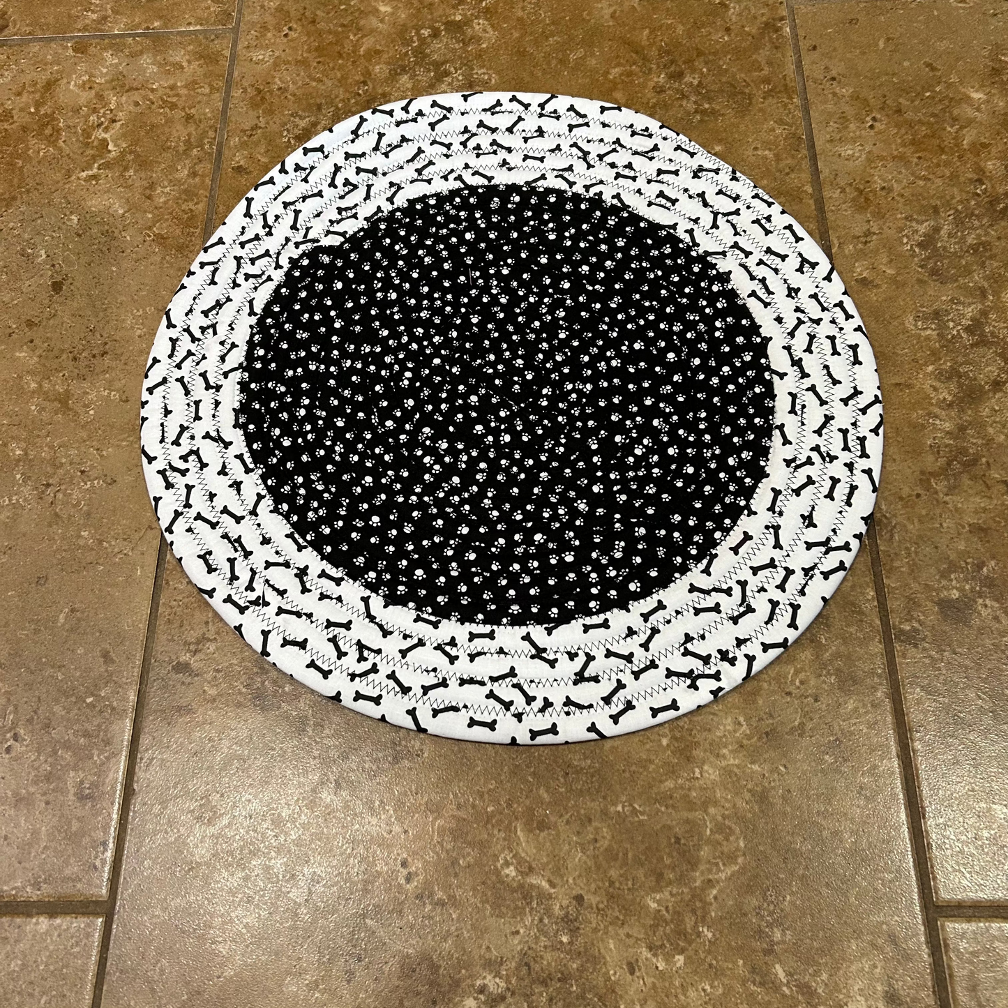 Paw Print Pet Mat