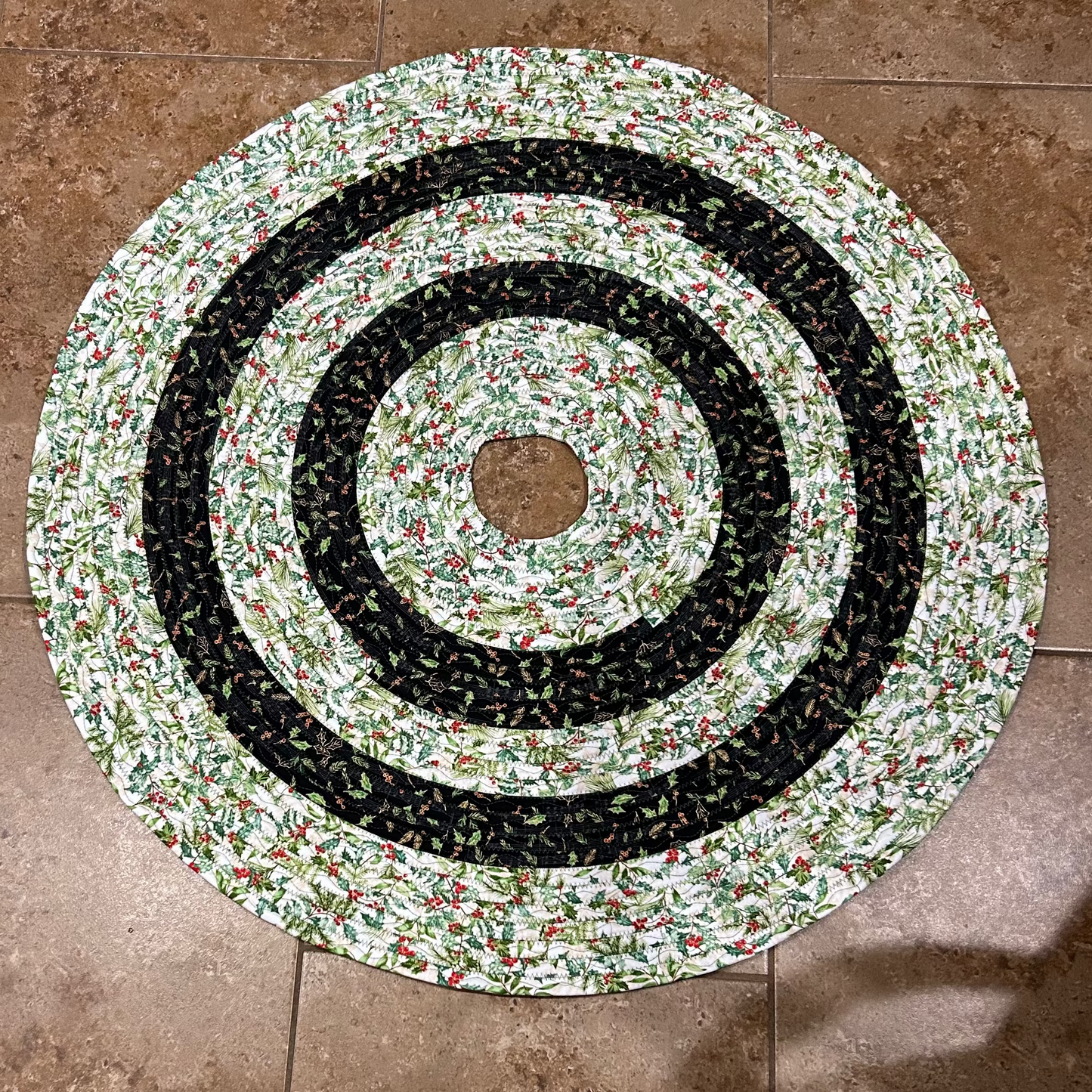 Holly Christmas Tree Skirt